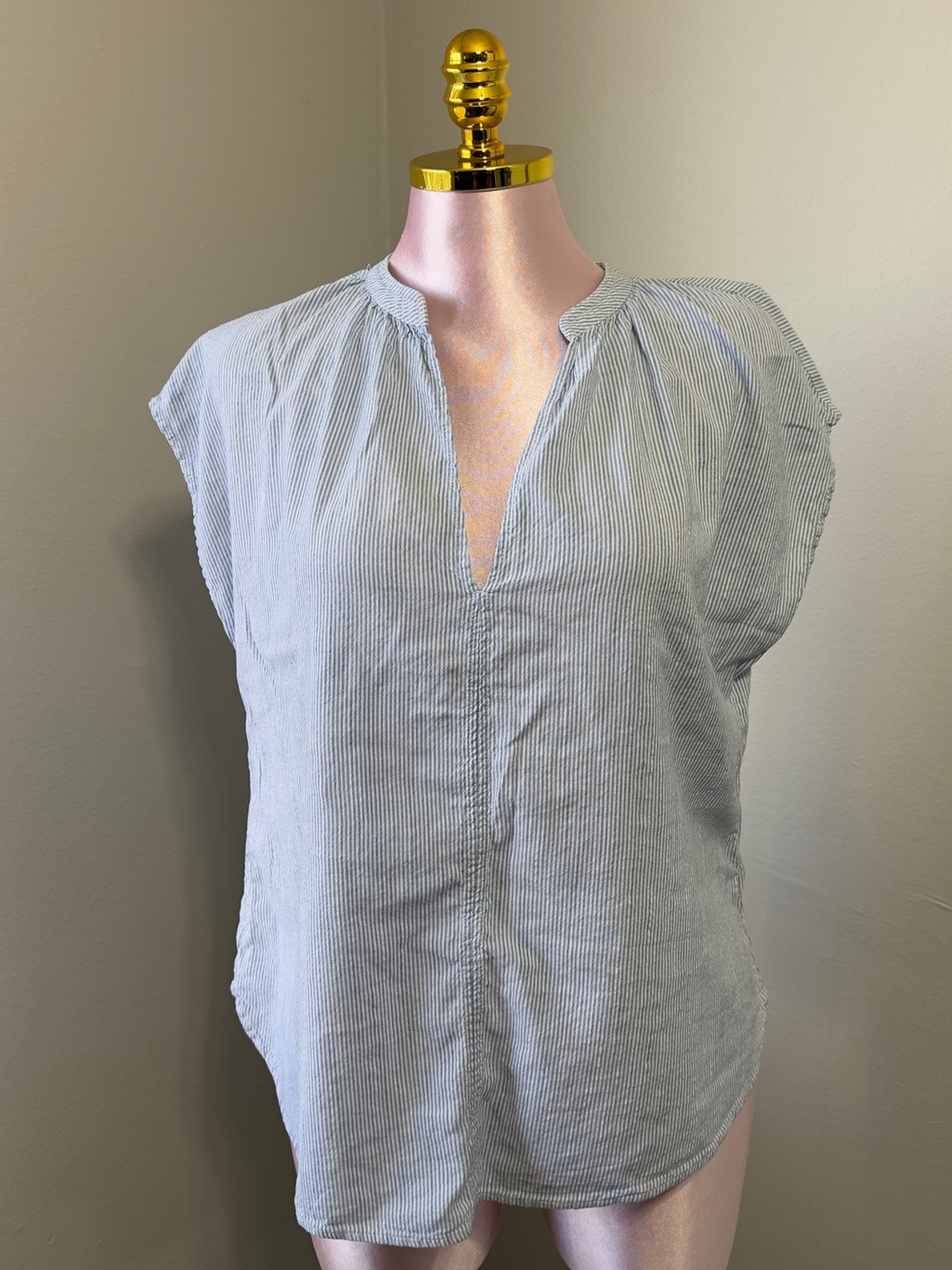 H&M Pale Blue Pinstripe Split V-Neck Cap Sleeve Blouse